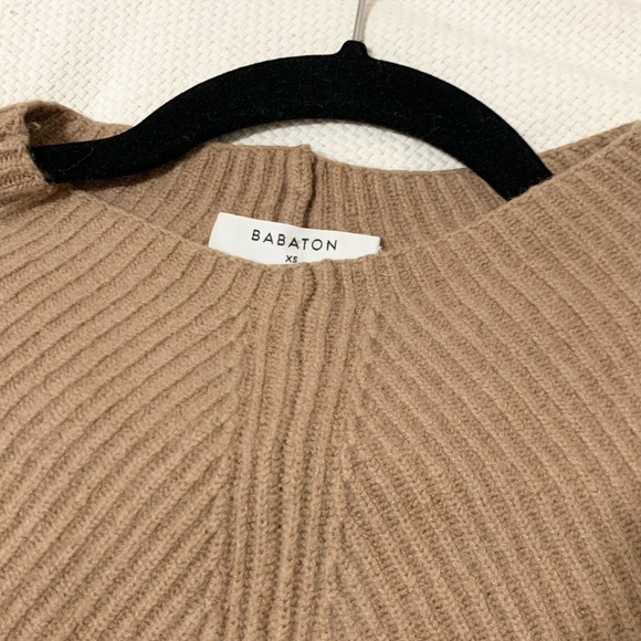 SOLD Aritzia Babaton Chalmers Knit Sweater - Picture 9 of 11